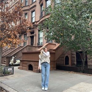 Meet your Posher, Georgia